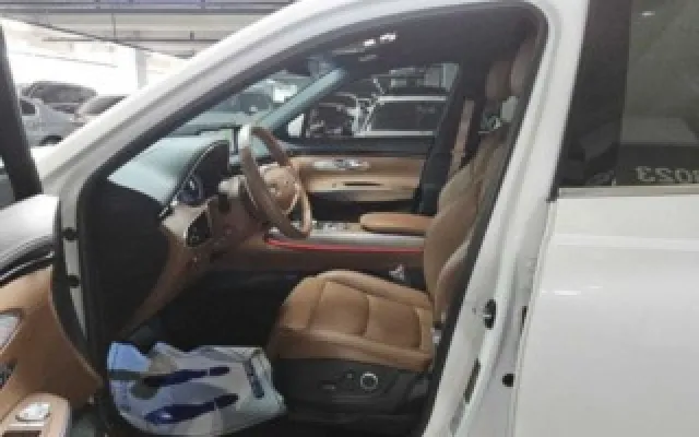 인천신용불량자동차 GV70 2.5T 가솔린 2WD 매물 사진 11 - 2022/05 32,178km